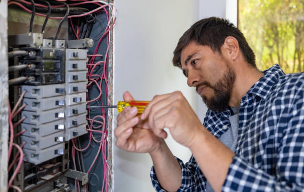Best Electrician Near Me  in Elmore, OH